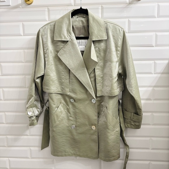 Vintage Petite Sophisticate Women’s Mint Green Capelet Midlength Trench Coat - Picture 2 of 8